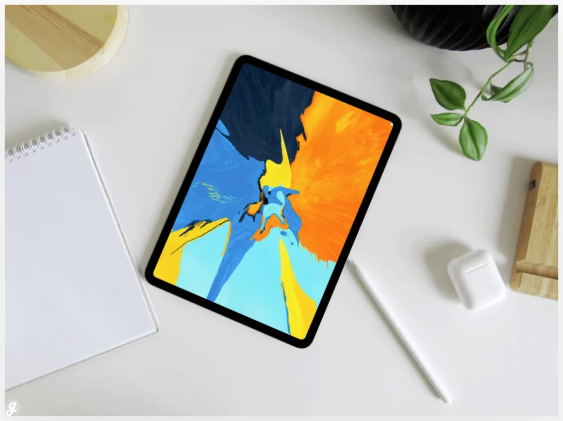 FREE .PSD - IPad 11 Pro Mockup